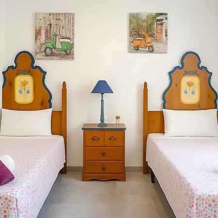 Vistamar Apartment-beachfront *