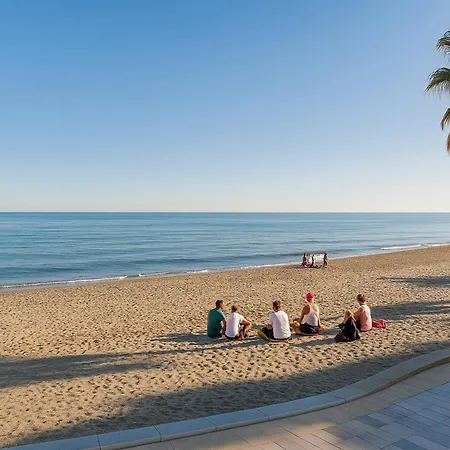 Vistamar Apartment-beachfront